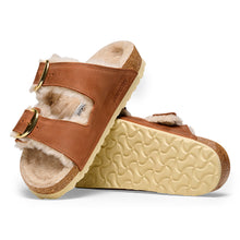 Load image into Gallery viewer, Cognac Brown With Beige Sole Birkenstock Women&#39;s Arizona Big Buckle Shearling Lined Oiled Leather Double Buckle Strap Sandal Narrow Width Top Sole View
