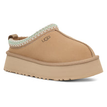 Load image into Gallery viewer, Sand Dark Beige With Embroidered Light Green And White Collar UGG Women&#39;s Tazz Suede Platform Slipper Profile View
