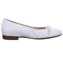 Load image into Gallery viewer, White Ara Women&#39;s Scout Leather Ballet Flat With Bow Accent Side View
