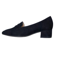 Load image into Gallery viewer, Black Gabor Women&#39;s 31442 Suede Dress Pump Inside View
