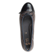 Load image into Gallery viewer, Blue And Nuts Brown Ara Women&#39;s Belinda Printed Leather Ballet Flat With Bow Ornament Top View
