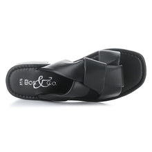 Load image into Gallery viewer, Black Bos And Co Women&#39;s Knick Leather Cross Strap Low Block Heel Slide Sandal Top View
