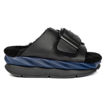 Load image into Gallery viewer, Night Black With Navy 4CCCCees Women&#39;s Mellow Laze Leather With Shearling Lining Single Buckle Strap Slide Sandal Side View
