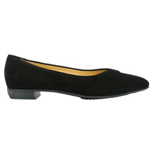 Load image into Gallery viewer, Black Brunate Women&#39;s Caro Suede Dressy Ballet Flat Side View
