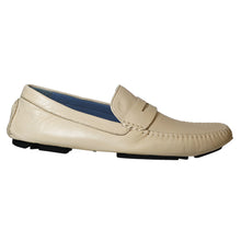 Load image into Gallery viewer, Bone Beige With Black Sole Robert Zur Men&#39;s Sven Leather Driving Moccasin Side View
