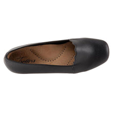 Load image into Gallery viewer, Black Trotters Women&#39;s Sage Leather Casual Slip On Loafer Top View
