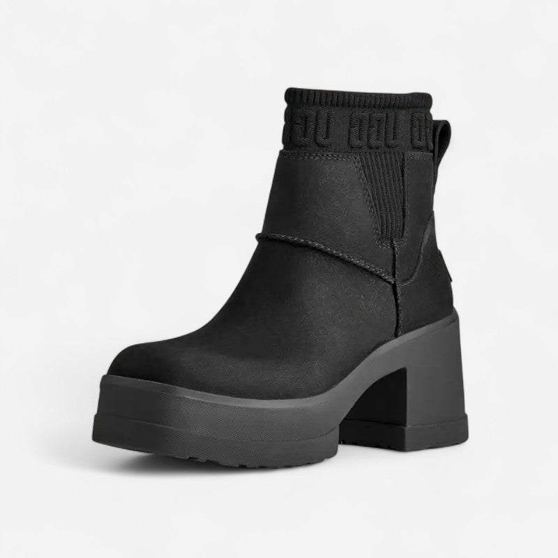 Women's Moxy Chelsea Black