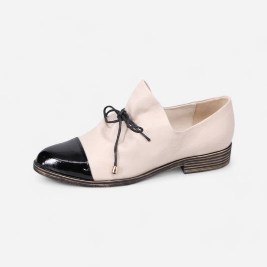 Kotty Almond/Black Patent