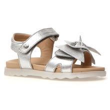 Load image into Gallery viewer, Girl&#39;s Naturino Grieta Sandal Metallic Silver Leather Harry&#39;s Shoes Upper West Side NYC Profile
