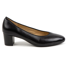 Load image into Gallery viewer, Black Ara Women&#39;s Kendall Leather Pump Side View
