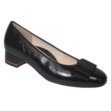 Load image into Gallery viewer, Black Ara Women&#39;s Garnet Lacquered Leather Low Heel Pump Profile View
