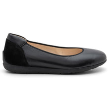 Load image into Gallery viewer, Black Ara Women&#39;s Sarah Leather Sporty Ballet Flat Side View
