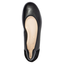 Load image into Gallery viewer, Black Ara Women&#39;s Sarah Leather Sporty Ballet Flat Top View
