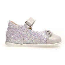 Load image into Gallery viewer, Purple Iridescent With White Sole Naturino Infant&#39;s Salleny Glittery Leather WIth Iridescent Beige Cap Toe And Strap Mary Jane Sizes 20 to 24 Side View
