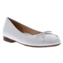 Load image into Gallery viewer, White Ara Women&#39;s Scout Leather Ballet Flat With Bow Accent Profile View
