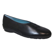 Load image into Gallery viewer, Black Thierry Rabotin Women&#39;s Grace Leather Ballet Flat Profile View

