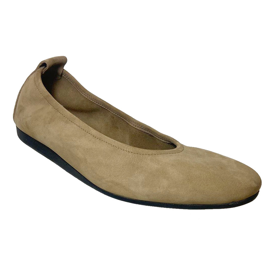 Sand Beige With Black Sole Arche Women's Laius Nubuck Ballet Flat