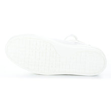 Load image into Gallery viewer, White Bos&amp;Co Women&#39;s Maya Leather Casual Sneaker Sole View
