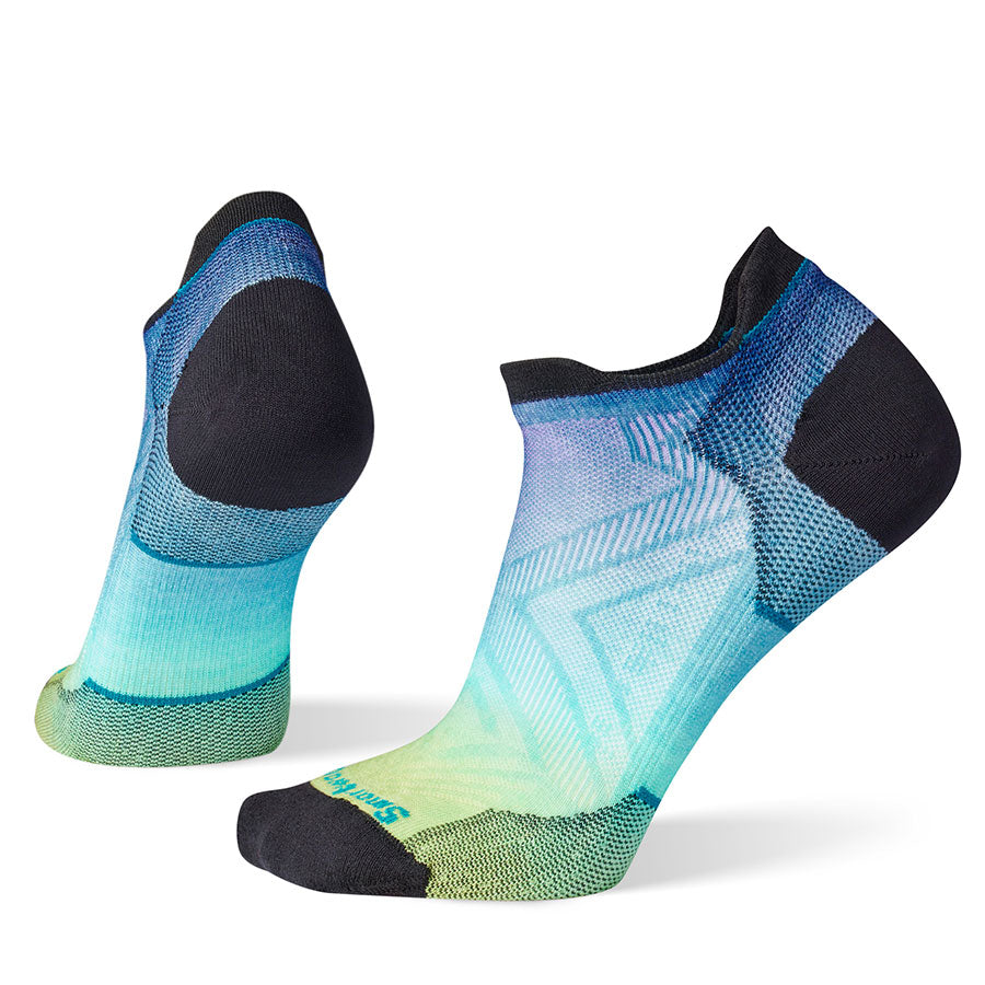 Black With Blue And Yellow Pattern Smartwool Women's Run Zero Cushion Ombre Wool Blend Low Ankle Socks