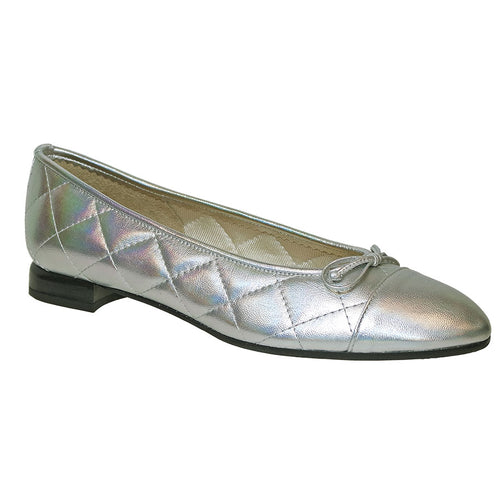 Lunaria Silver With Black Sole Brunate Women's Dany Quilted Metallic Leather Cap Toe Ballet Flat